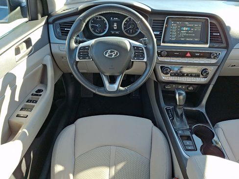 Used 2019 Hyundai Sonata SEL w/ Tech Package 02 image 11
