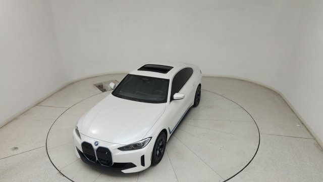 Used 2024 BMW i4 eDrive40 RWD image 15