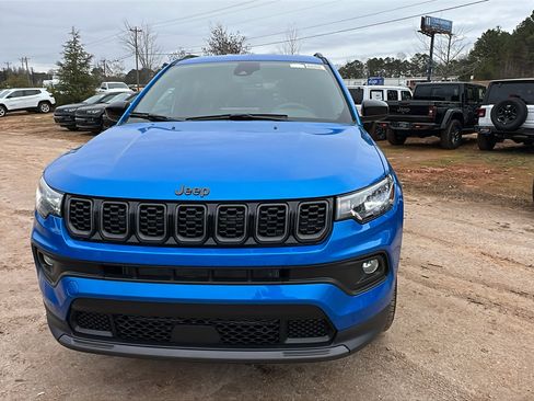 New 2026 Jeep Compass Latitude image 3