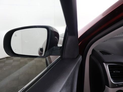 Used 2021 Jeep Cherokee Latitude Lux w/ Mopar Interior Package image 31