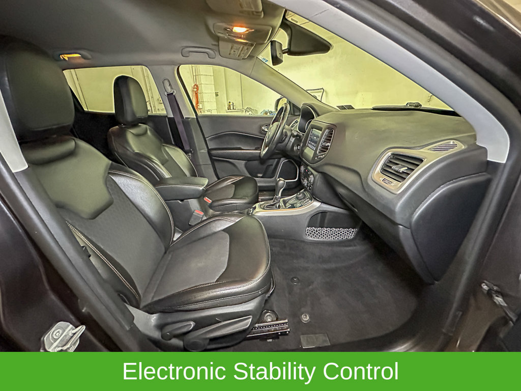 Used 2019 Jeep Compass Latitude w/ Popular Equipment Group AWD/4WD image 7