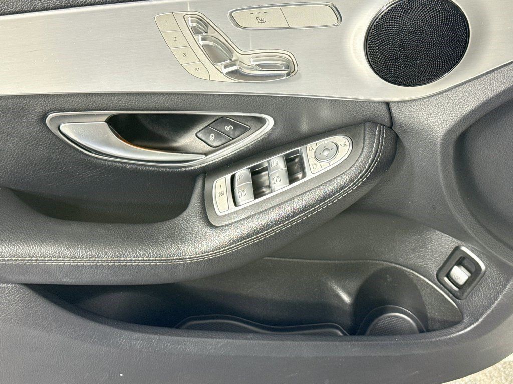 Used 2019 Mercedes-Benz C 300 Sedan w/ Premium Package image 23