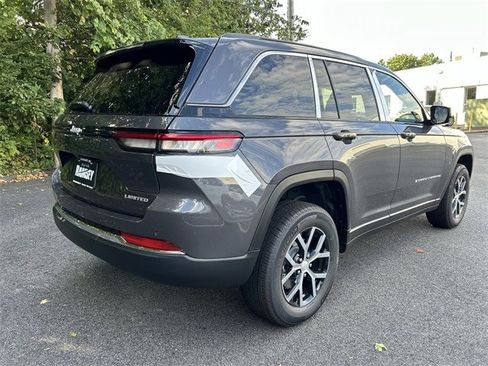 New 2025 Jeep Grand Cherokee Limited image 8