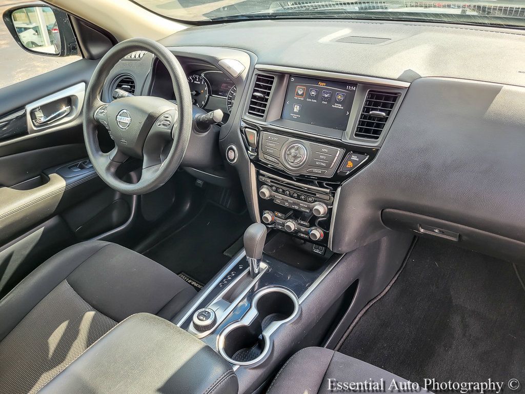 Used 2020 Nissan Pathfinder S AWD/4WD image 22