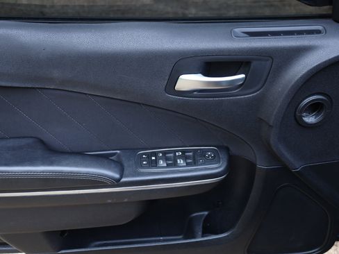 Used 2016 Dodge Charger R/T image 26