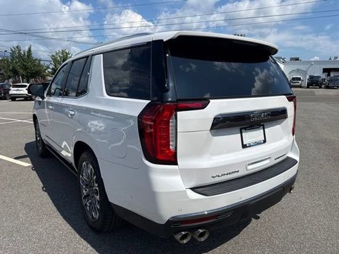 Used 2023 GMC Yukon Denali Ultimate AWD/4WD image 8