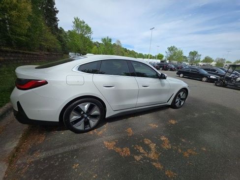 Used 2025 BMW i4 eDrive40 w/ Premium Package image 11