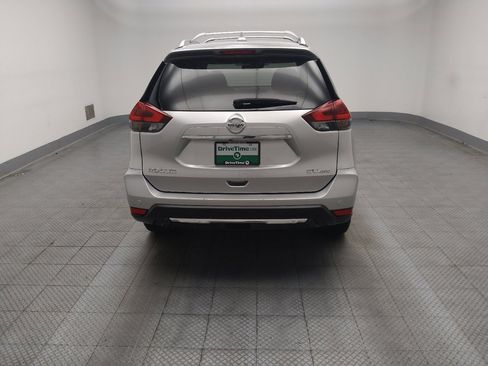 Used 2020 Nissan Rogue SV w/ Sun & Sound Touring Package AWD/4WD image 7