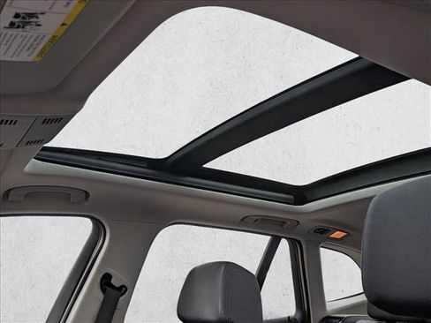 Used 2015 BMW X1 xDrive28i image 13