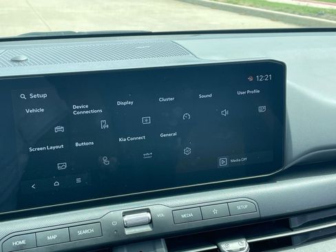 Used 2025 Kia K4 LXS image 21