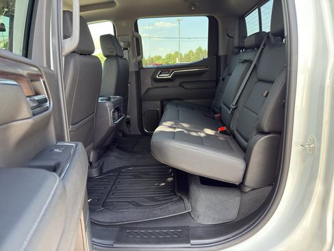 Used 2024 GMC Sierra 1500 SLT w/ SLT Premium Plus Package AWD/4WD image 43