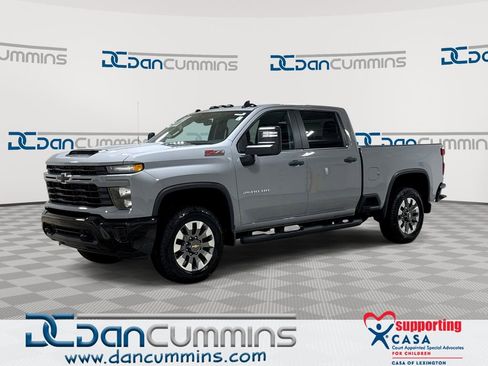 Used 2024 Chevrolet Silverado 2500 Custom w/ Custom Value Package AWD/4WD image 1