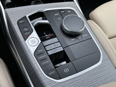 Certified 2026 BMW 330i Sedan w/ Convenience Package RWD image 26