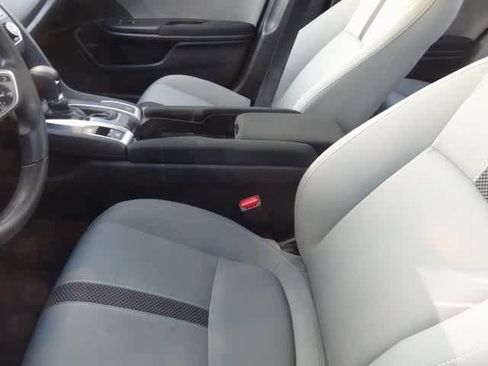 Used 2020 Honda Civic LX image 9
