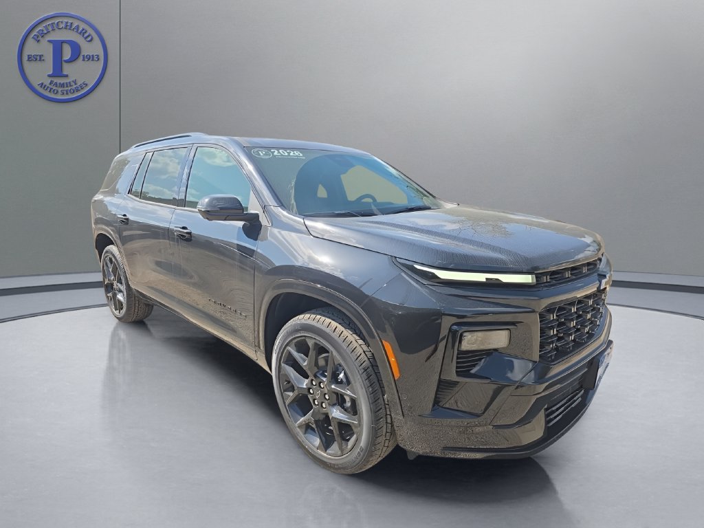 New 2026 Chevrolet Traverse RS w/ LPO, Floor Liner Package AWD/4WD image 1