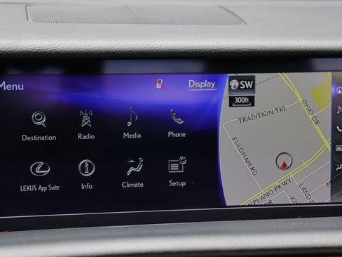 Used 2018 Lexus IS 300 AWD image 25