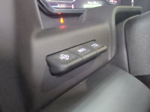 Used 2025 GMC Sierra 2500 AT4X AWD/4WD image 14