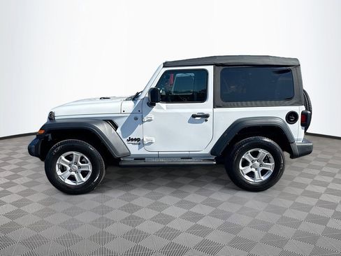 Used 2021 Jeep Wrangler Sport S image 9