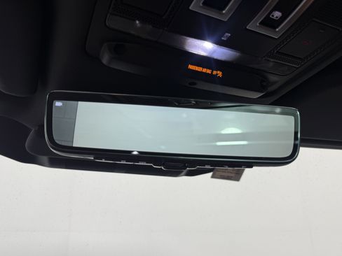 Used 2020 Land Rover Defender 110 X image 27