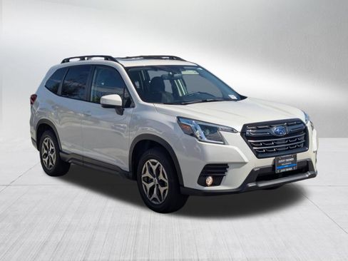 Certified 2023 Subaru Forester Premium w/ Popular Package #2 AWD/4WD image 7