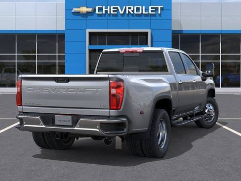 New 2026 Chevrolet Silverado 3500 LTZ w/ LTZ Convenience Package AWD/4WD image 4
