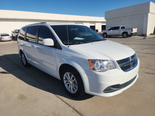 Used 2013 Dodge Grand Caravan SXT FWD image 1