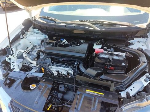 Used 2020 Nissan Rogue SV AWD/4WD image 10