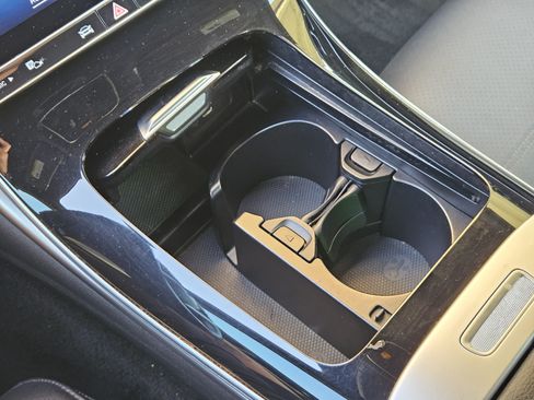 Certified 2023 Mercedes-Benz C 300 Sedan image 17