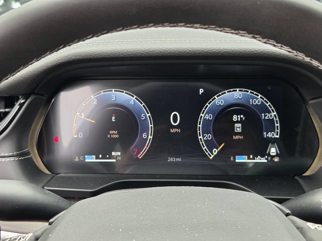 New 2026 Jeep Grand Cherokee Limited w/ Luxury Tech Group II RWD image 20