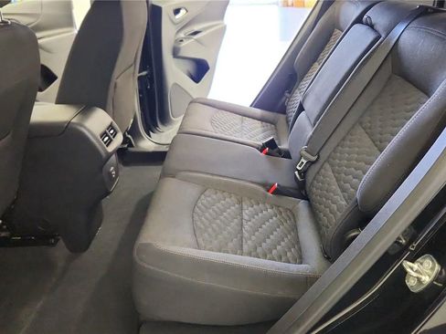 Used 2019 Chevrolet Equinox LT image 33