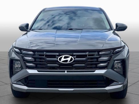 Used 2025 Hyundai Tucson SE FWD image 4