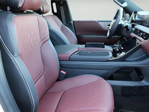 Used 2026 INFINITI QX80 Autograph w/ Premium Cargo Package image 23