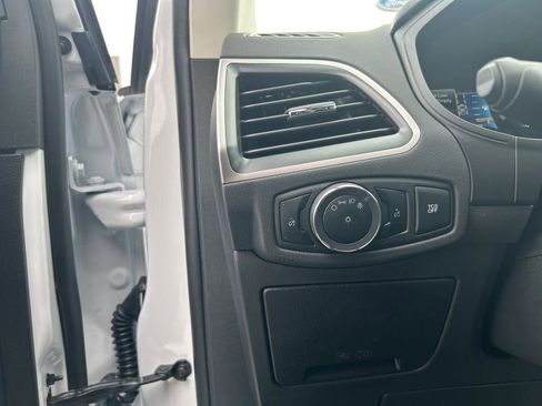 New 2024 Ford Edge SE image 17