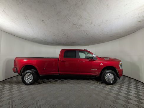 New 2026 RAM 3500 Laramie AWD/4WD image 6
