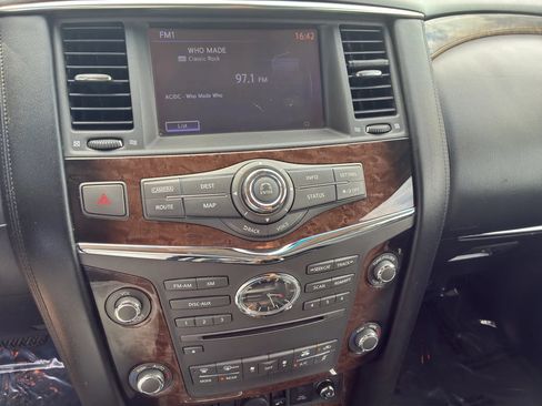 Used 2014 INFINITI QX80 2WD w/ Deluxe Touring Package image 14