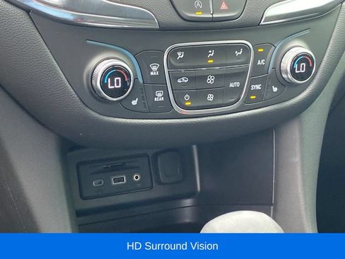 Certified 2024 Chevrolet Equinox LT AWD/4WD image 12