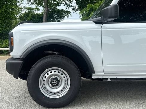 New 2026 Ford Bronco 4-Door AWD/4WD image 5
