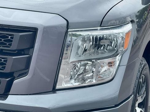 Used 2023 Nissan Titan SV RWD image 11