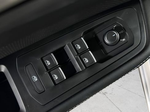 New 2026 Volkswagen Atlas Cross Sport SE AWD/4WD image 22