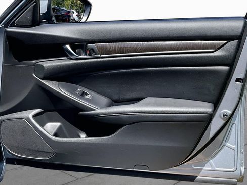 Used 2019 Honda Accord EX-L image 23