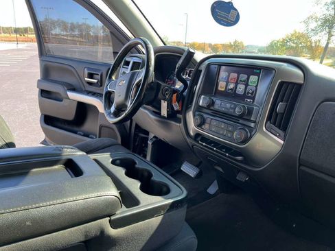 Used 2018 Chevrolet Silverado 1500 LT image 15