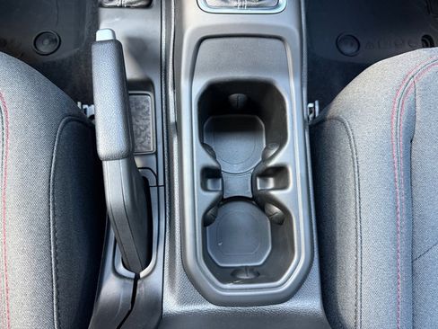 New 2025 Jeep Gladiator Rubicon image 25