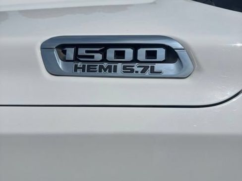 Used 2019 RAM 1500 Big Horn AWD/4WD image 13