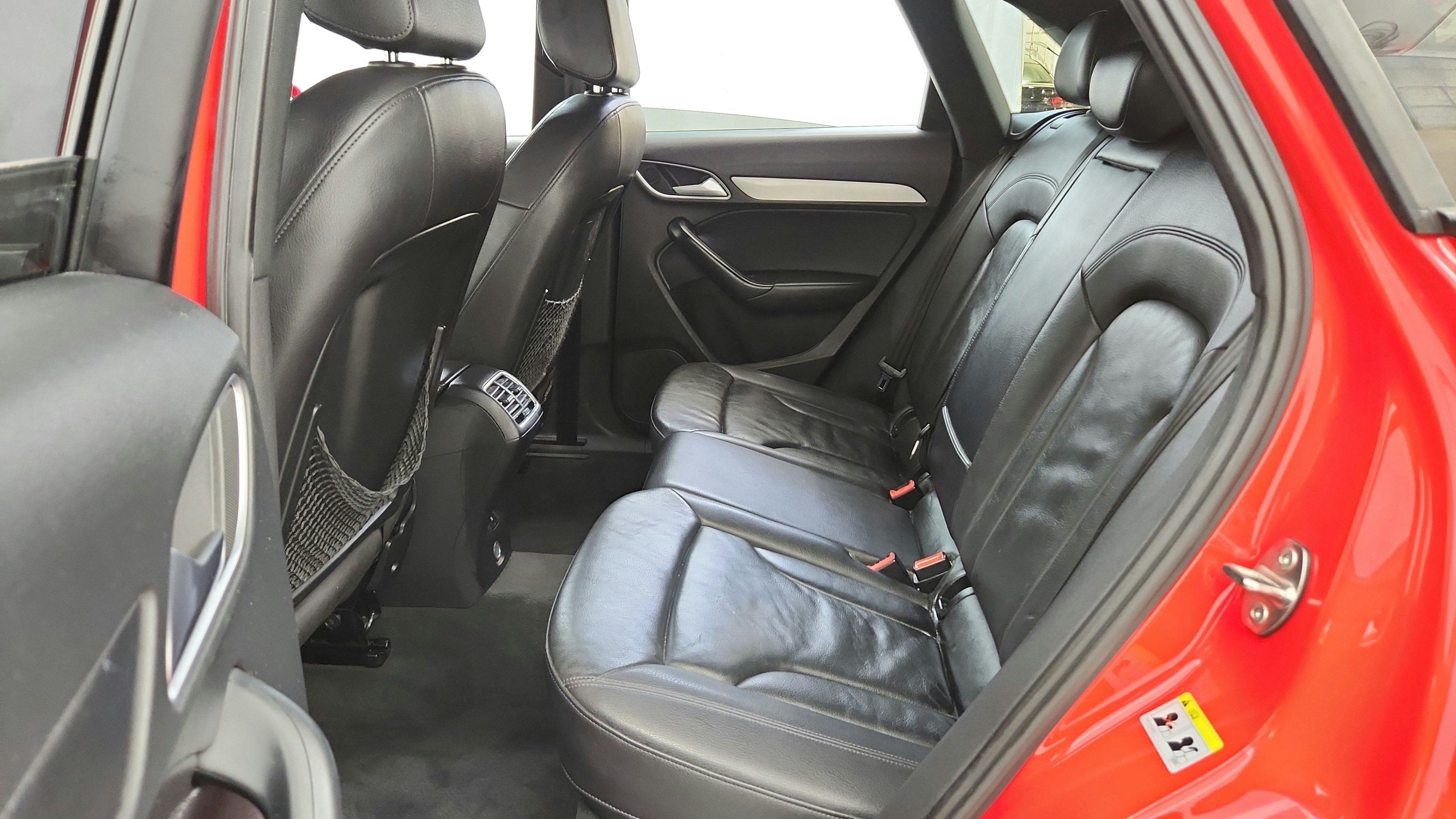 Used 2018 Audi Q3 2.0T Premium FWD image 28
