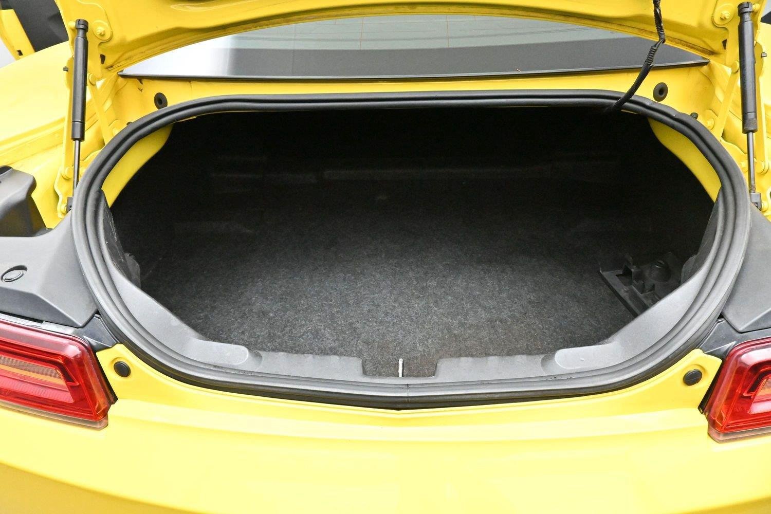 Used 2015 Chevrolet Camaro LT w/ RS Package RWD image 9