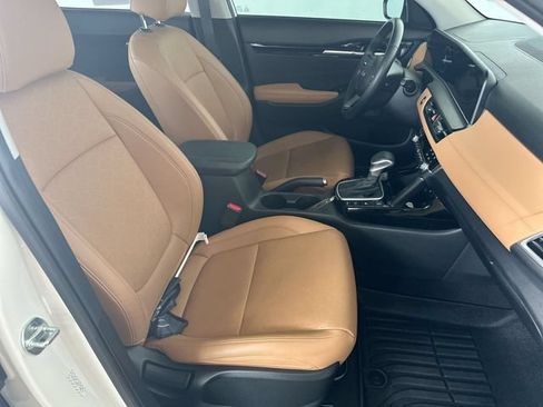 Certified 2025 Kia Seltos EX w/ EX Sunroof Package AWD/4WD image 28