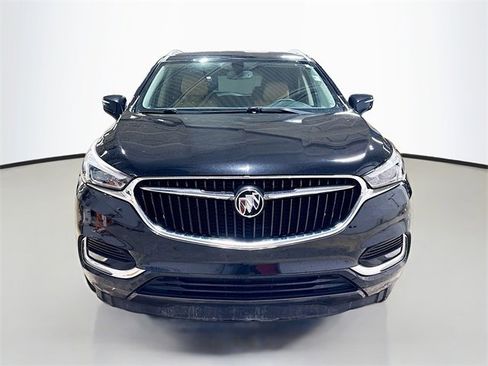 Used 2019 Buick Enclave Essence image 3