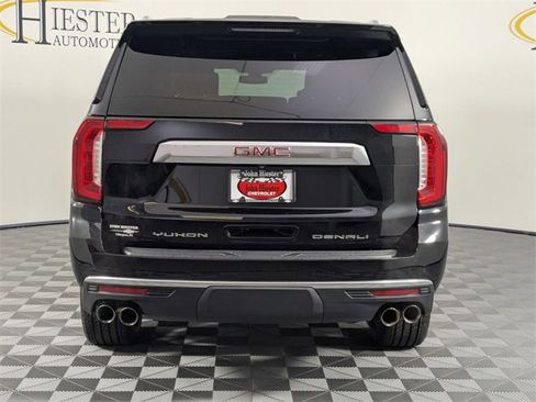 Used 2021 GMC Yukon XL Denali image 6