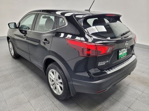 Used 2018 Nissan Rogue Sport S w/ S Appearance Package FWD image 5