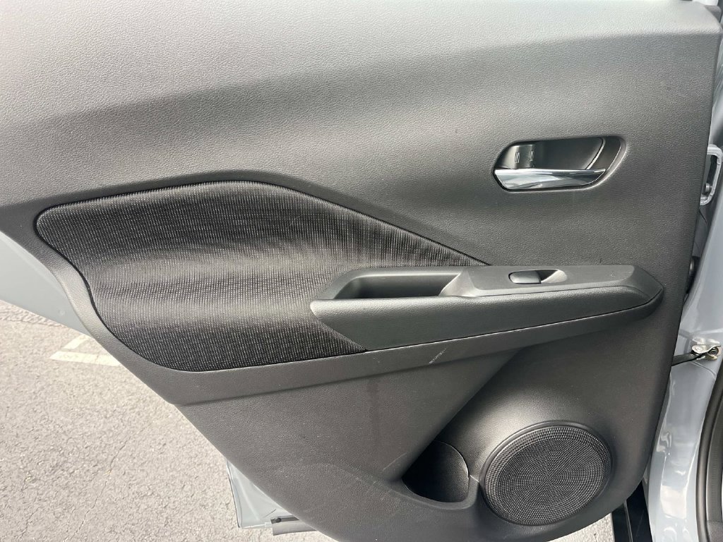 Used 2023 Nissan Kicks SV FWD image 19